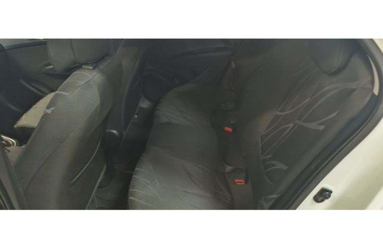 Hyundai HB20 1.0 Comfort - Foto #9