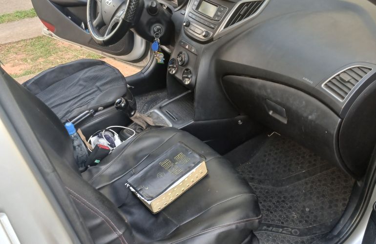 Hyundai HB20 1.0 Comfort - Foto #6