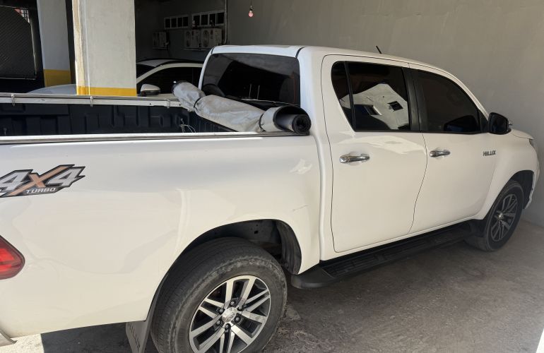 Toyota Hilux 2.8 TDI CD SRV 4x4 (Aut) - Foto #4