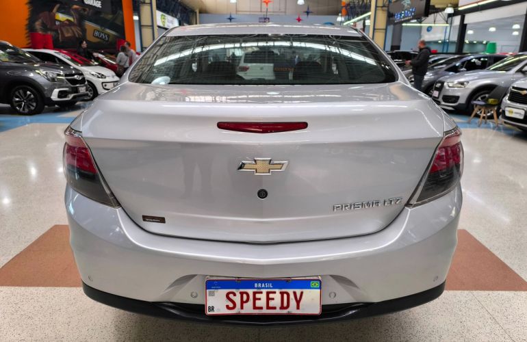 Chevrolet Prisma 1.4 MPFi LTZ 8v - Foto #8