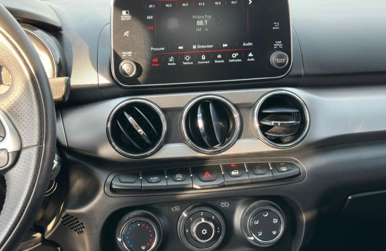 Fiat Argo 1.8 E.torq Precision At6 - Foto #9