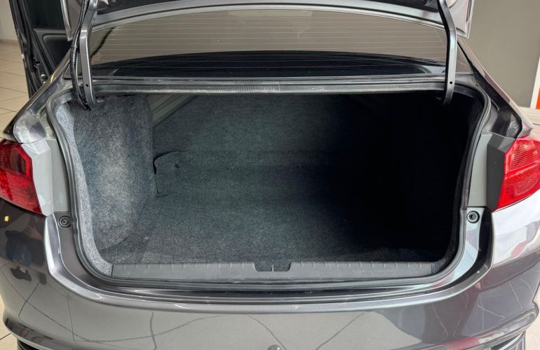 Honda City 1.5 Personal 16v - Foto #9