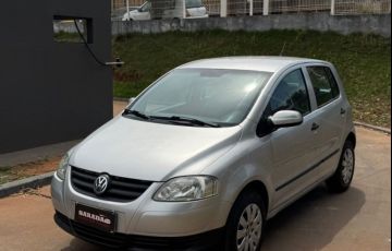 Volkswagen Fox 1.0 Mi 8v - Foto #2