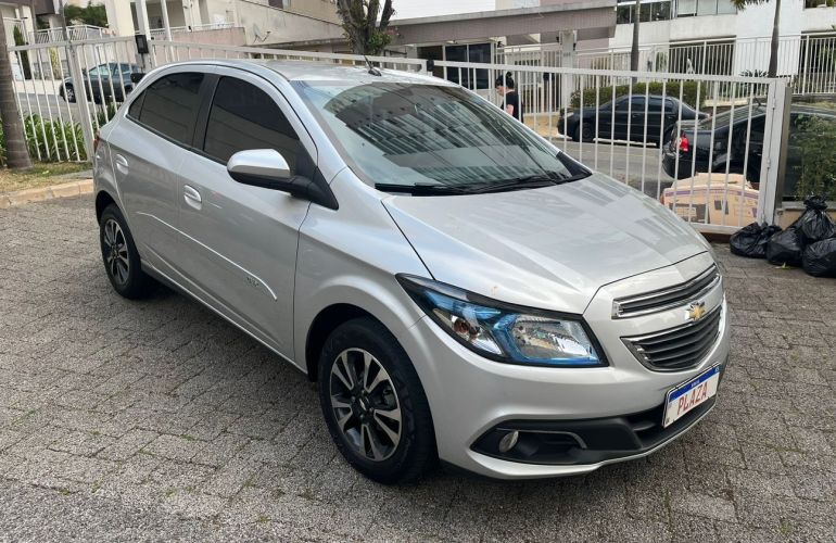 Chevrolet Onix 1.4 MPFi LTZ 8v - Foto #3