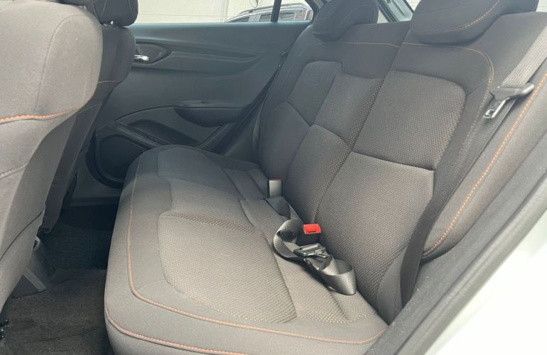Chevrolet Onix 1.4 MPFi LTZ 8v - Foto #10