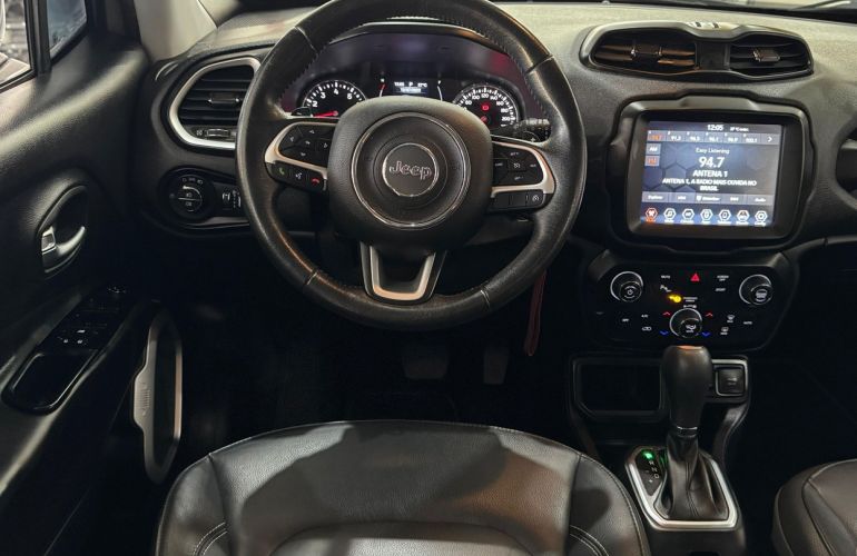 Jeep Renegade 1.8 16V Longitude - Foto #8