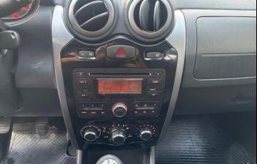 Renault Sandero 1.0 Expression 16v - Foto #9