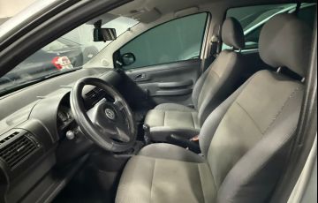 Volkswagen Fox City 1.0 8V (Flex) - Foto #3