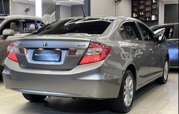 Honda Civic 1.8 LXS 16v - Foto #4