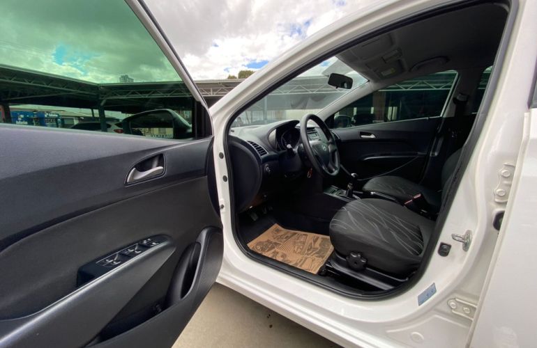 Hyundai HB20 1.0 Comfort Style - Foto #5