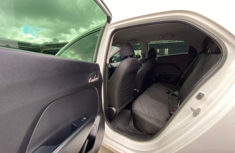 Hyundai HB20 1.0 Comfort Style - Foto #10