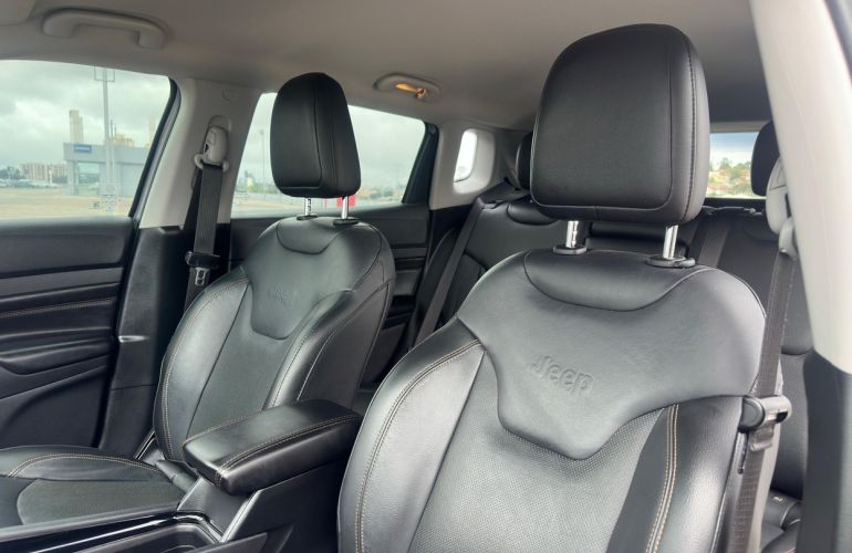 Jeep Compass 1.3 T270 Turbo Limited - Foto #8