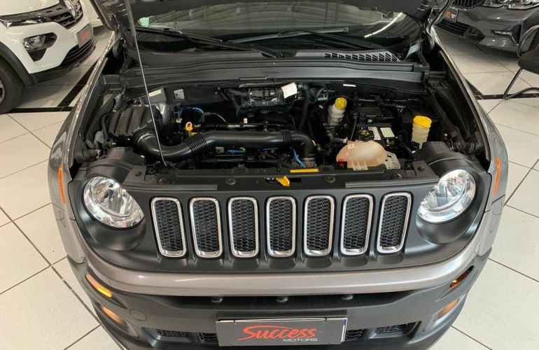 Jeep Renegade 1.8 16V Longitude - Foto #7