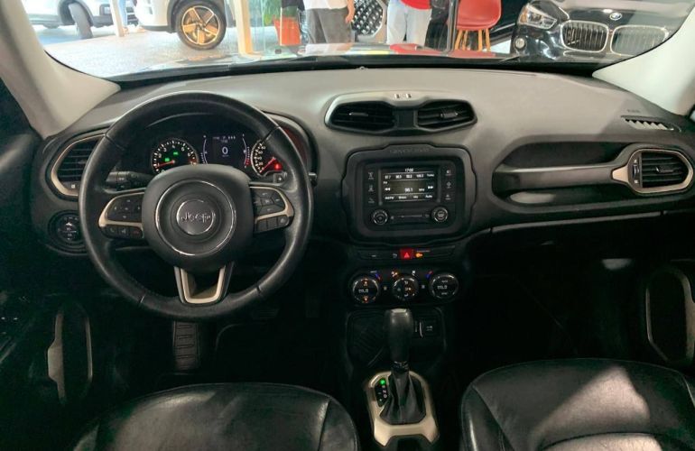 Jeep Renegade 1.8 16V Longitude - Foto #9