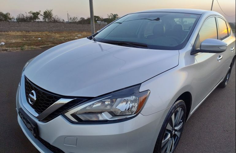 Nissan Sentra 2.0 SV CVT - Foto #2