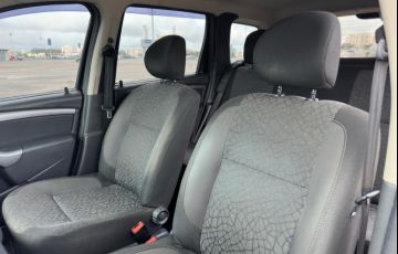 Renault Duster 1.6 Expression 4x2 16v - Foto #8