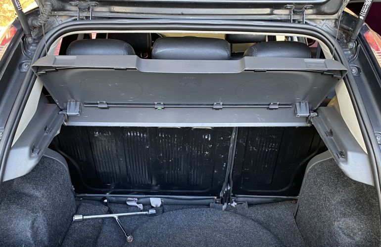 Fiat Punto Essence 1.6 16V Dualogic (Flex) - Foto #7