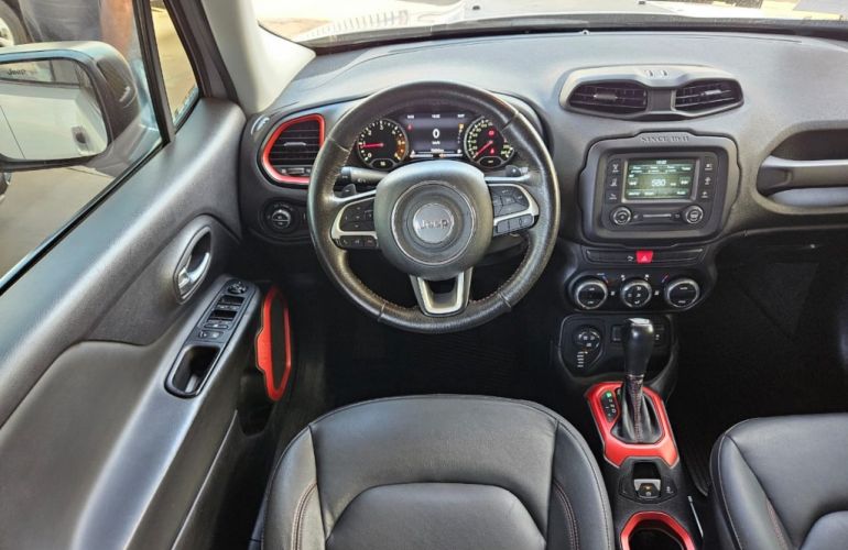 Jeep Renegade 2.0 TDI Trailhawk 4WD (Aut) - Foto #3