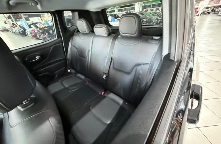 Jeep Renegade 1.8 16V Longitude - Foto #8