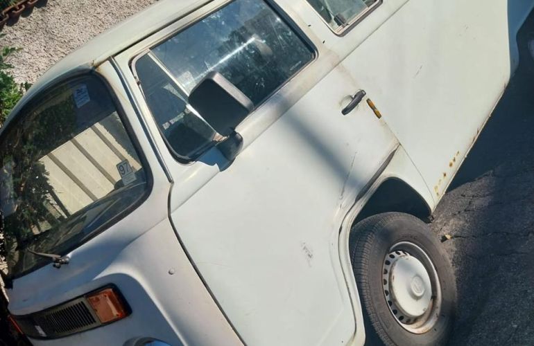 Volkswagen Kombi Standard 1.6 - Foto #9