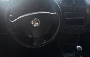 Volkswagen Polo Hatch Sportline 1.6 8V - Foto #4