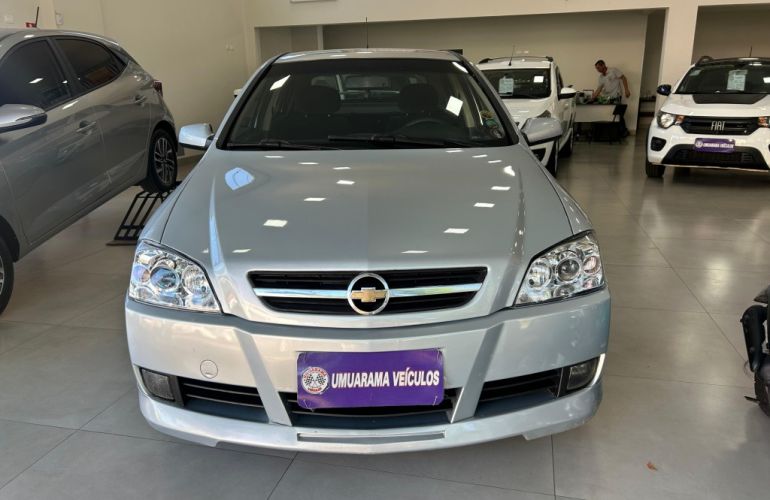 Chevrolet Astra Hatch Advantage 2.0 (Flex) - Foto #2