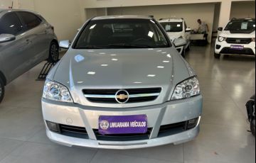 Chevrolet Astra Hatch Advantage 2.0 (Flex) - Foto #2