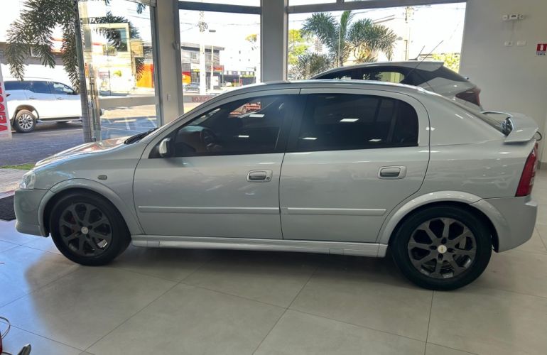 Chevrolet Astra Hatch Advantage 2.0 (Flex) - Foto #8