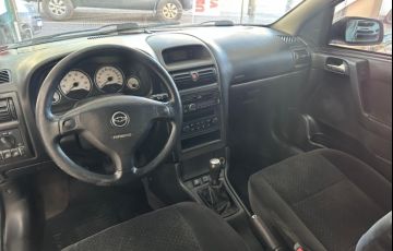 Chevrolet Astra Hatch Advantage 2.0 (Flex) - Foto #9