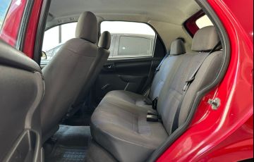 Chevrolet Celta 1.0 MPFi Life 8v - Foto #8