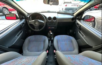 Chevrolet Celta 1.0 MPFi Life 8v - Foto #9