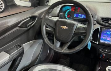 Chevrolet Onix 1.0 MPFi LS 8v - Foto #9