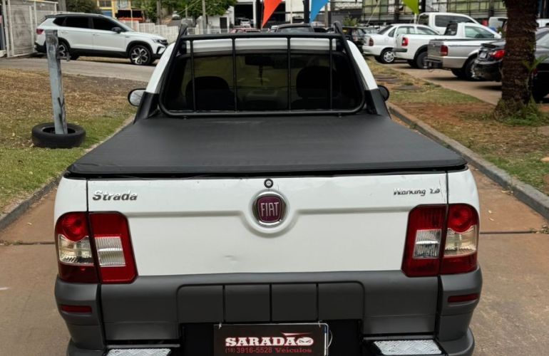 Fiat Strada 1.4 MPi Working CS 8v - Foto #6