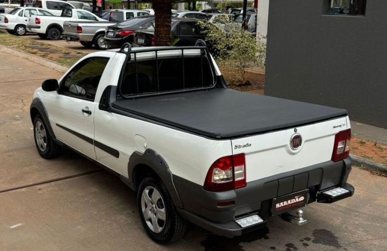 Fiat Strada 1.4 MPi Working CS 8v - Foto #8
