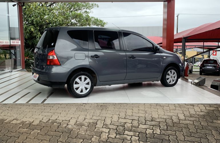 Nissan Livina 1.8 16V (flex) (aut) - Foto #4