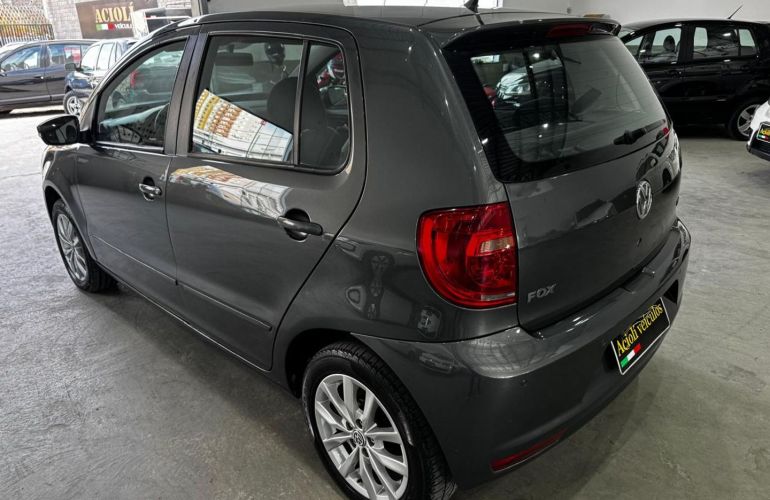 Volkswagen Fox 1.6 Mi 8V Flex 4p Manual - Foto #4