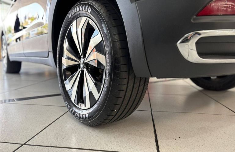 Volkswagen T-cross 1.0 200 TSi Total Comfortline - Foto #8