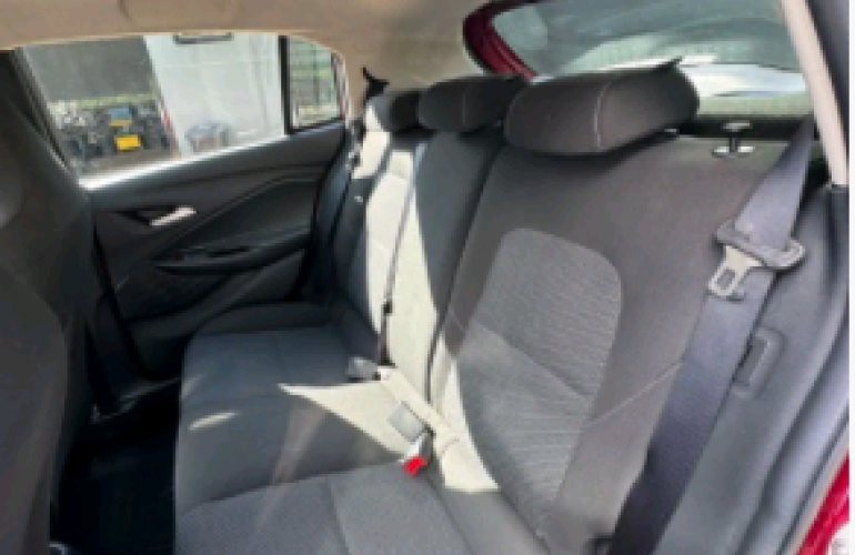 Chevrolet Onix 1.0 LT - Foto #6