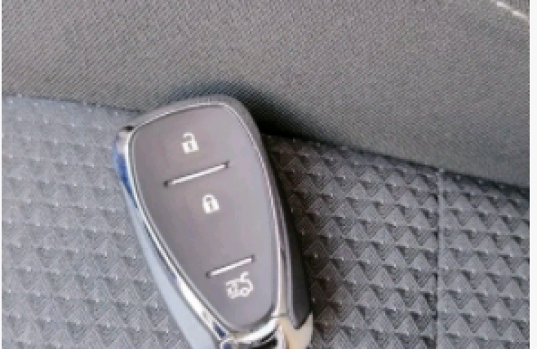 Chevrolet Onix 1.0 LT - Foto #8