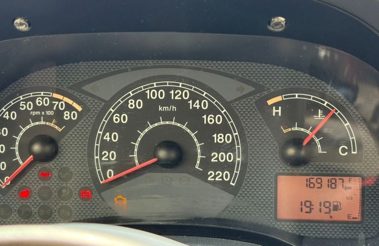 Fiat Palio 1.4 MPi Elx 8v - Foto #6