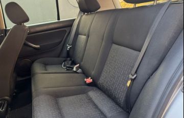Volkswagen Golf 1.6 Mi 8v - Foto #9