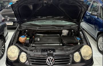 Volkswagen Polo Sedan 1.6 8V - Foto #10