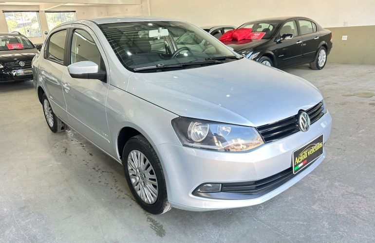 Volkswagen Voyage 1.0 Mi 8V Flex 4p Manual - Foto #3