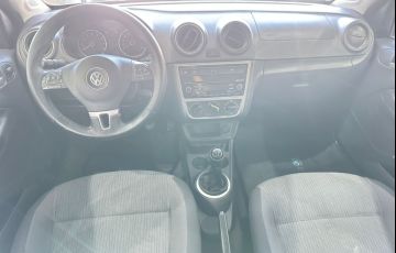 Volkswagen Voyage 1.0 Mi 8V Flex 4p Manual - Foto #5