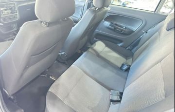 Volkswagen Voyage 1.0 Mi 8V Flex 4p Manual - Foto #6
