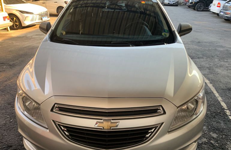 Chevrolet Onix 1.0 LT SPE/4 - Foto #6