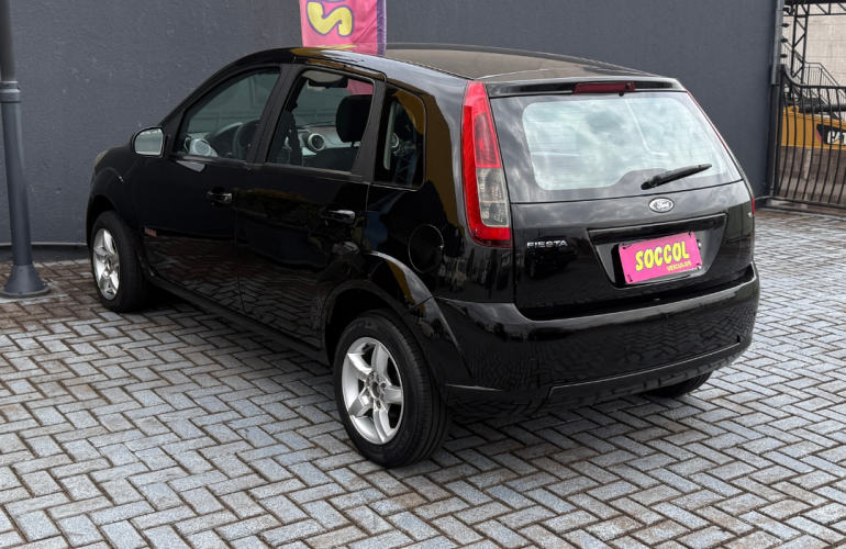 Ford Fiesta Hatch 1.6 (Flex) - Foto #9