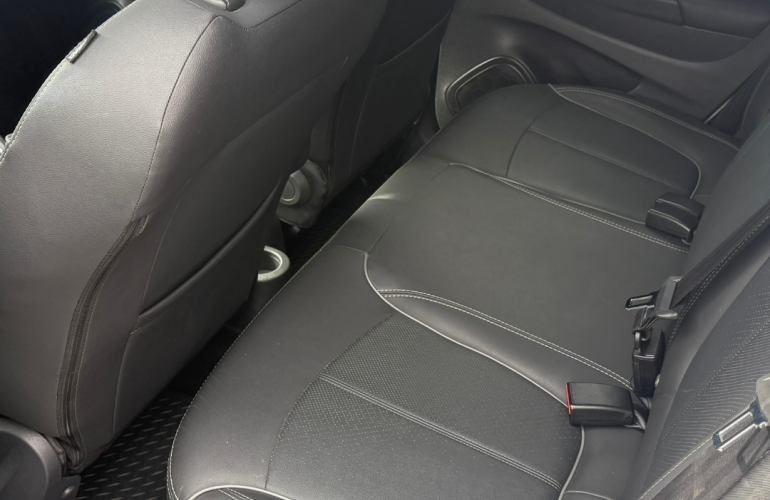 Renault Captur 1.6 Intense CVT - Foto #6