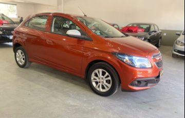 Chevrolet Onix 1.0 MPFi Lollapalooza 8V Flex 4p Manual - Foto #2