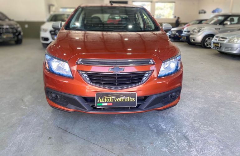 Chevrolet Onix 1.0 MPFi Lollapalooza 8V Flex 4p Manual - Foto #3